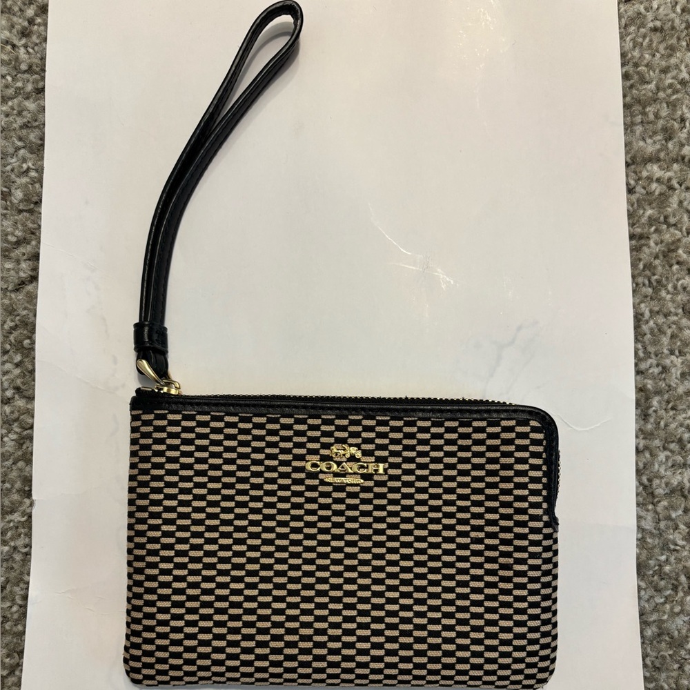 COACH Corner Zip Wristlet In Legacy Jacquard Milk/Black